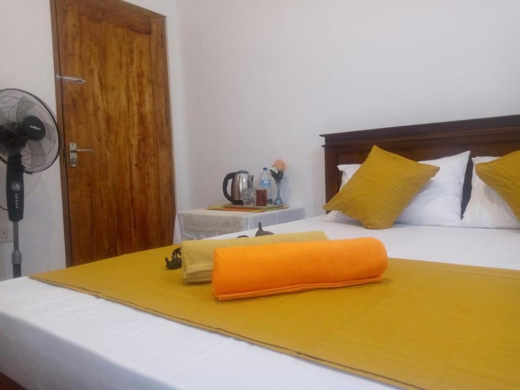 Alexandra Home For Foreign Tourists Only Gampola Esterno foto