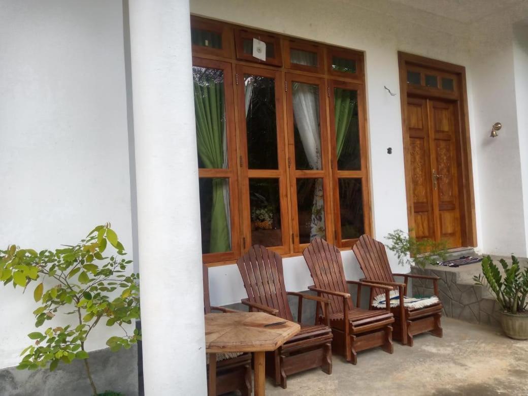 Alexandra Home For Foreign Tourists Only Gampola Esterno foto